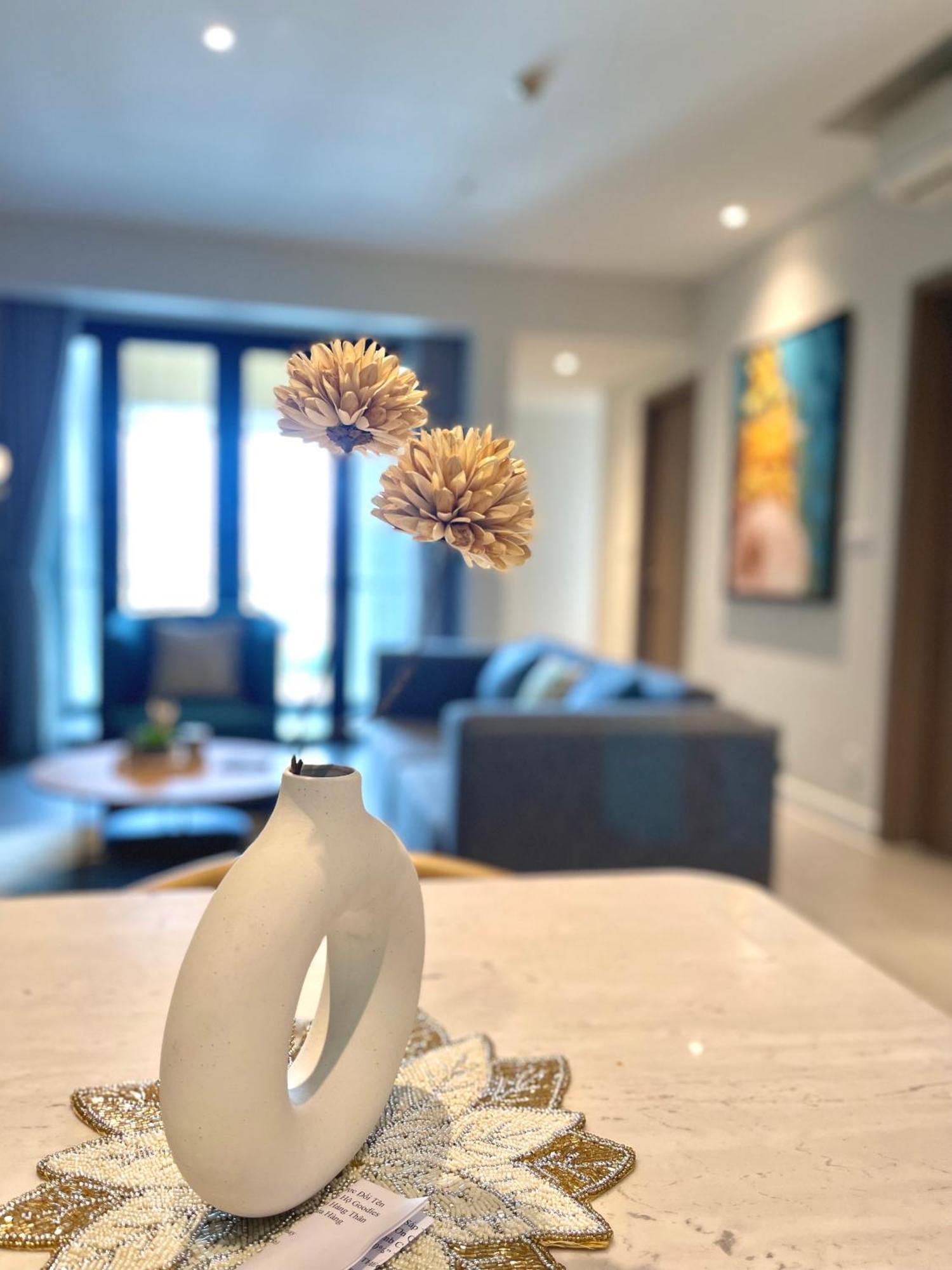 Zenity Luxury