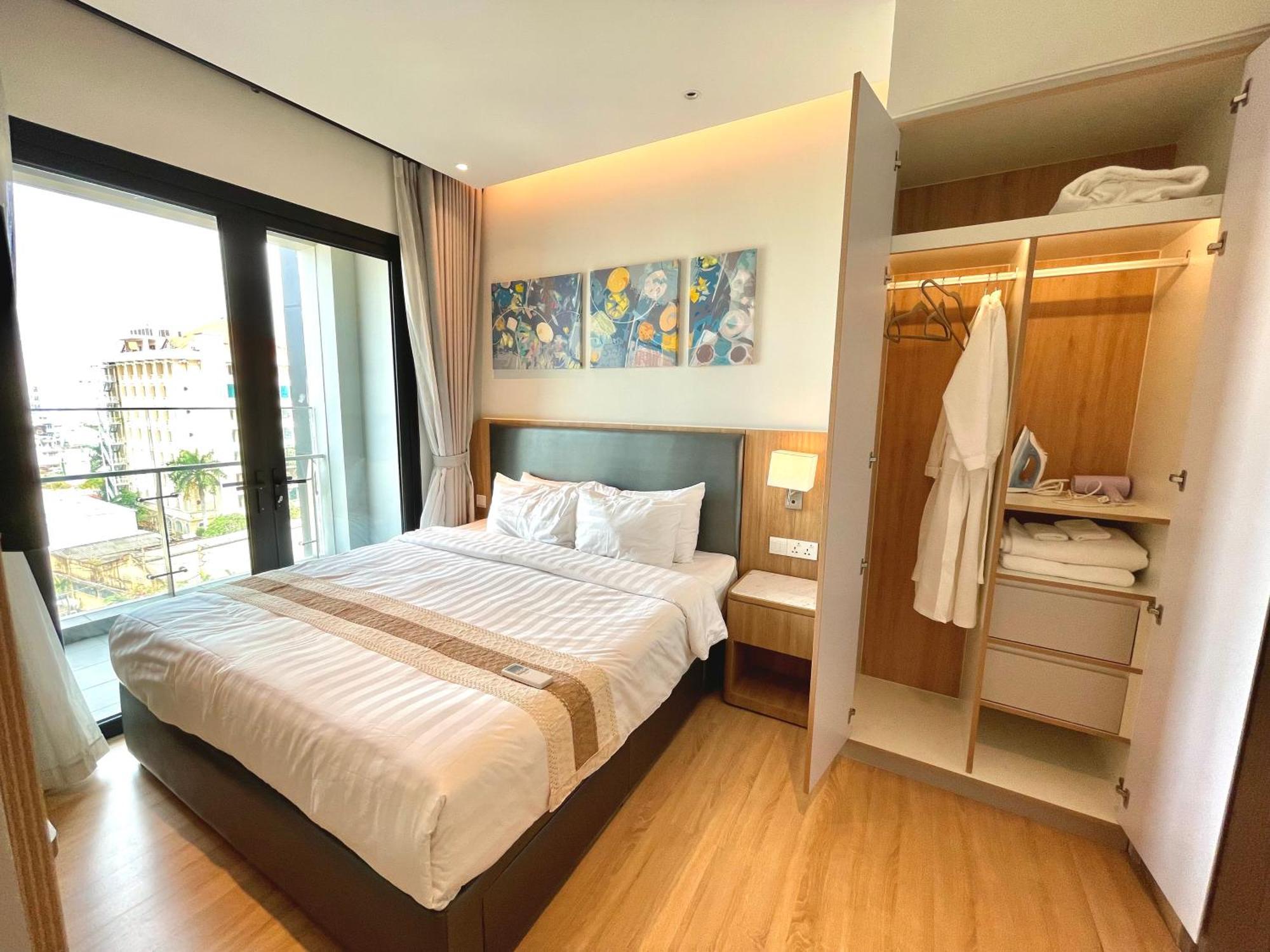 Zenity Luxury *